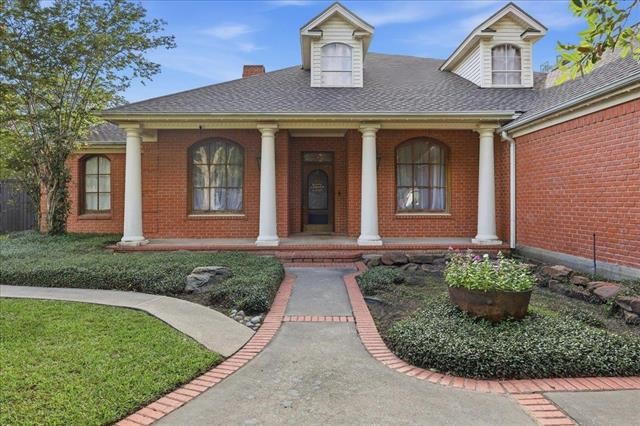 108 Wade Property Photo 1