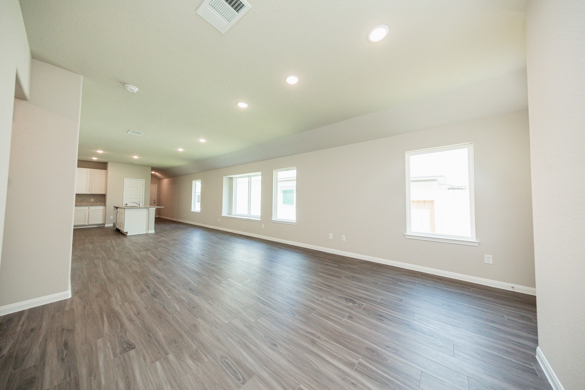 13893 Diamondback Drive Property Photo 6