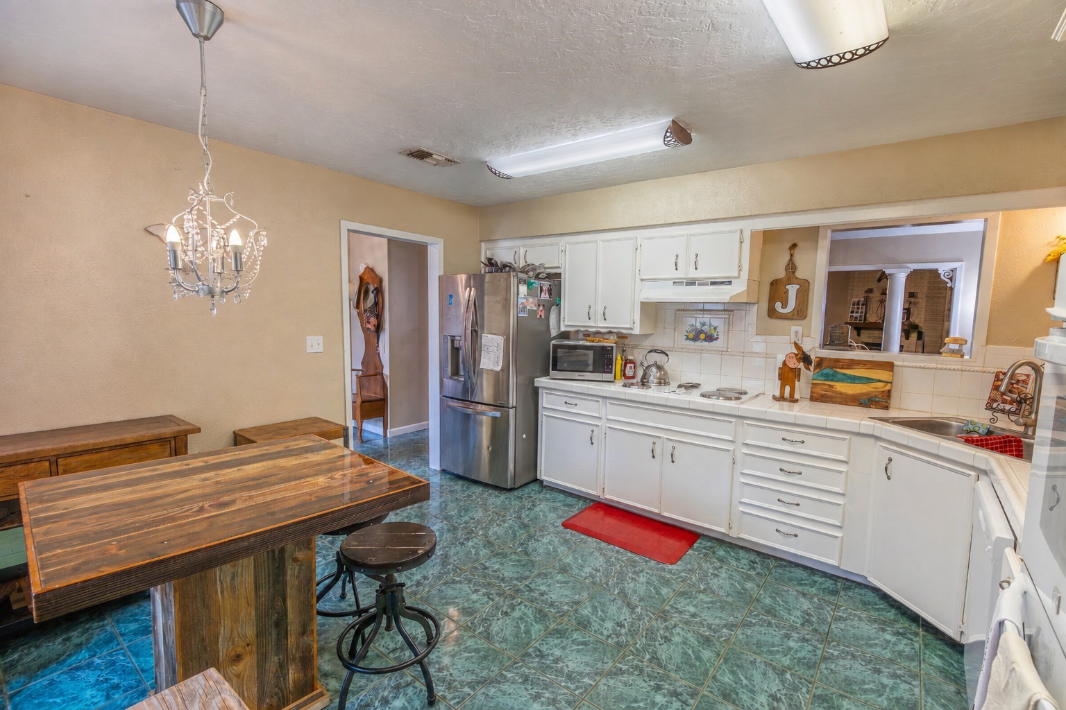 116 Briarwood Lane Property Photo 4