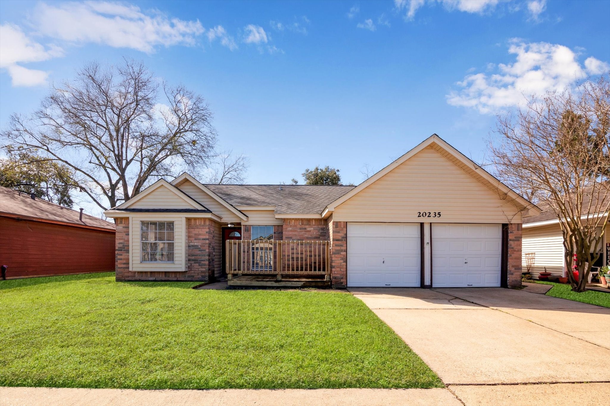 20235 Apache Gardens Lane Property Photo 1