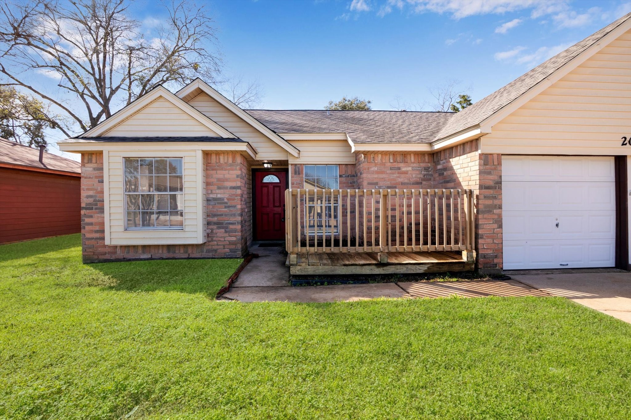 20235 Apache Gardens Lane Property Photo 4