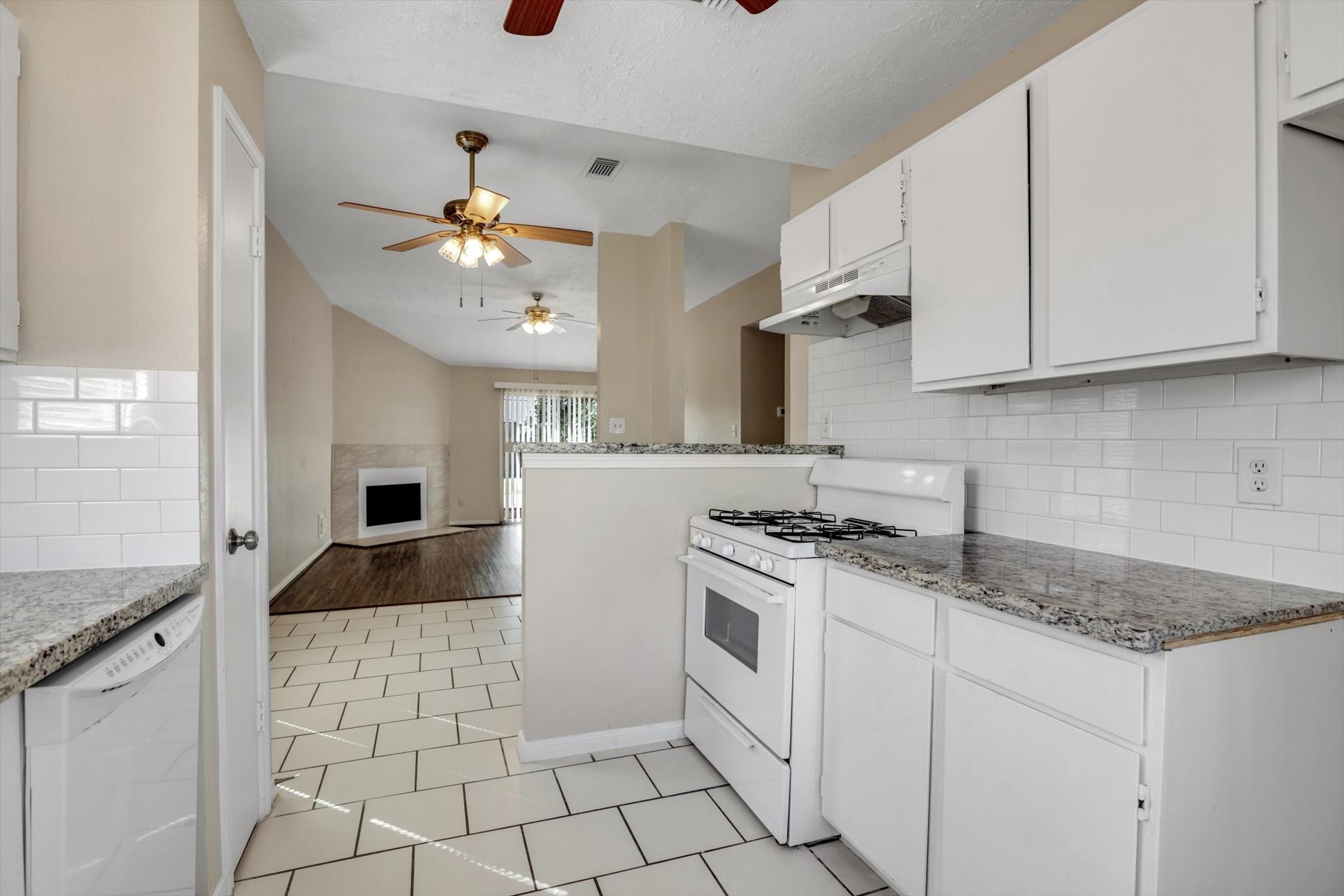 20235 Apache Gardens Lane Property Photo 12
