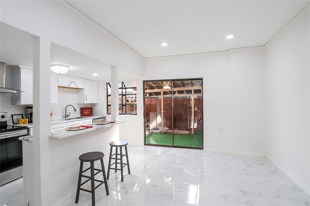 840 Threadneedle Street 181 Property Photo 12