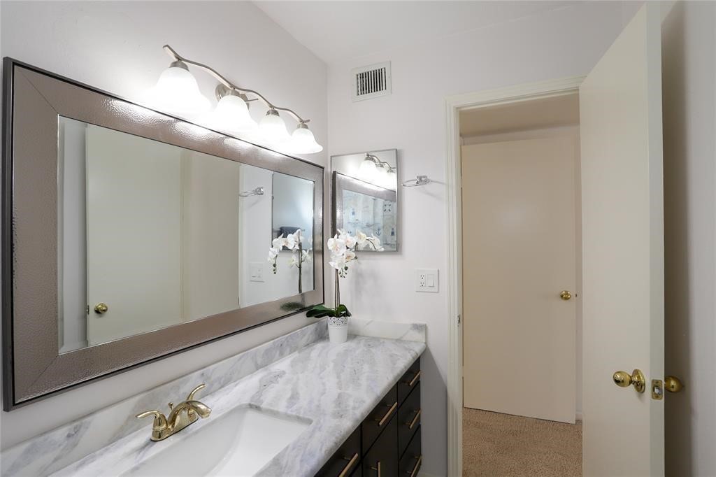 840 Threadneedle Street 181 Property Photo 18