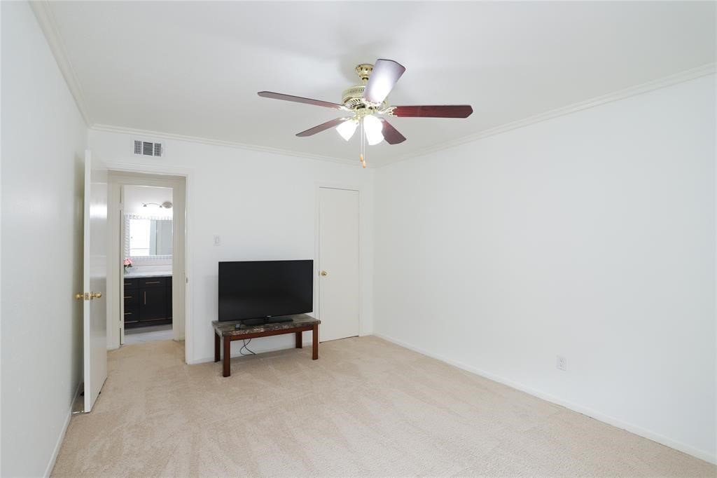 840 Threadneedle Street 181 Property Photo 23
