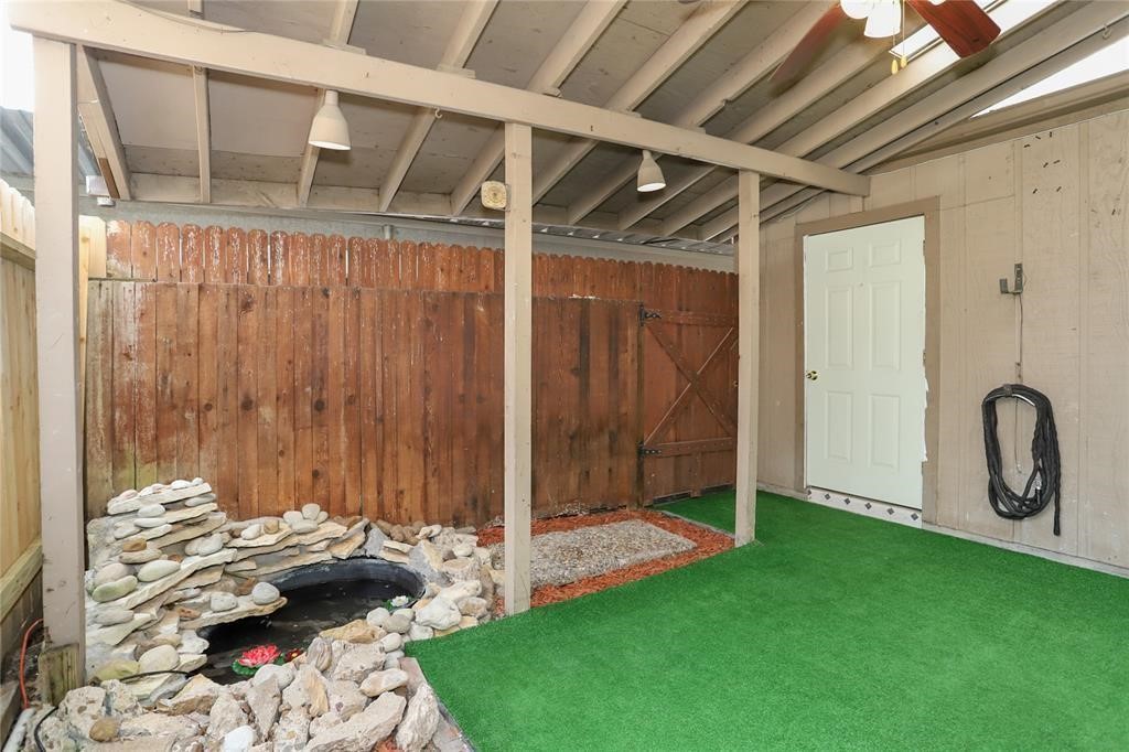 840 Threadneedle Street 181 Property Photo 33