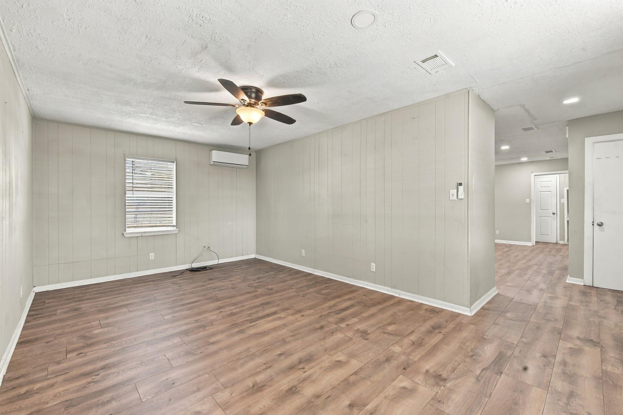 389 Mulberry Property Photo 8