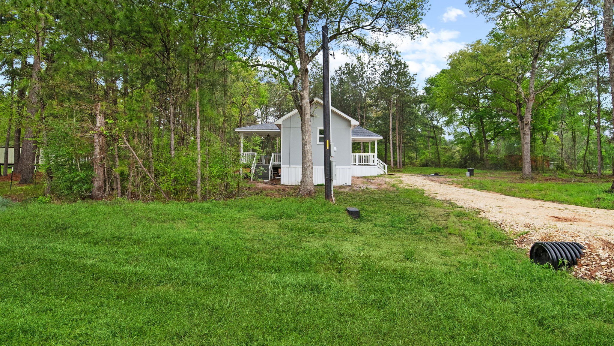 17411 Rolling Hill Lane Property Photo 15