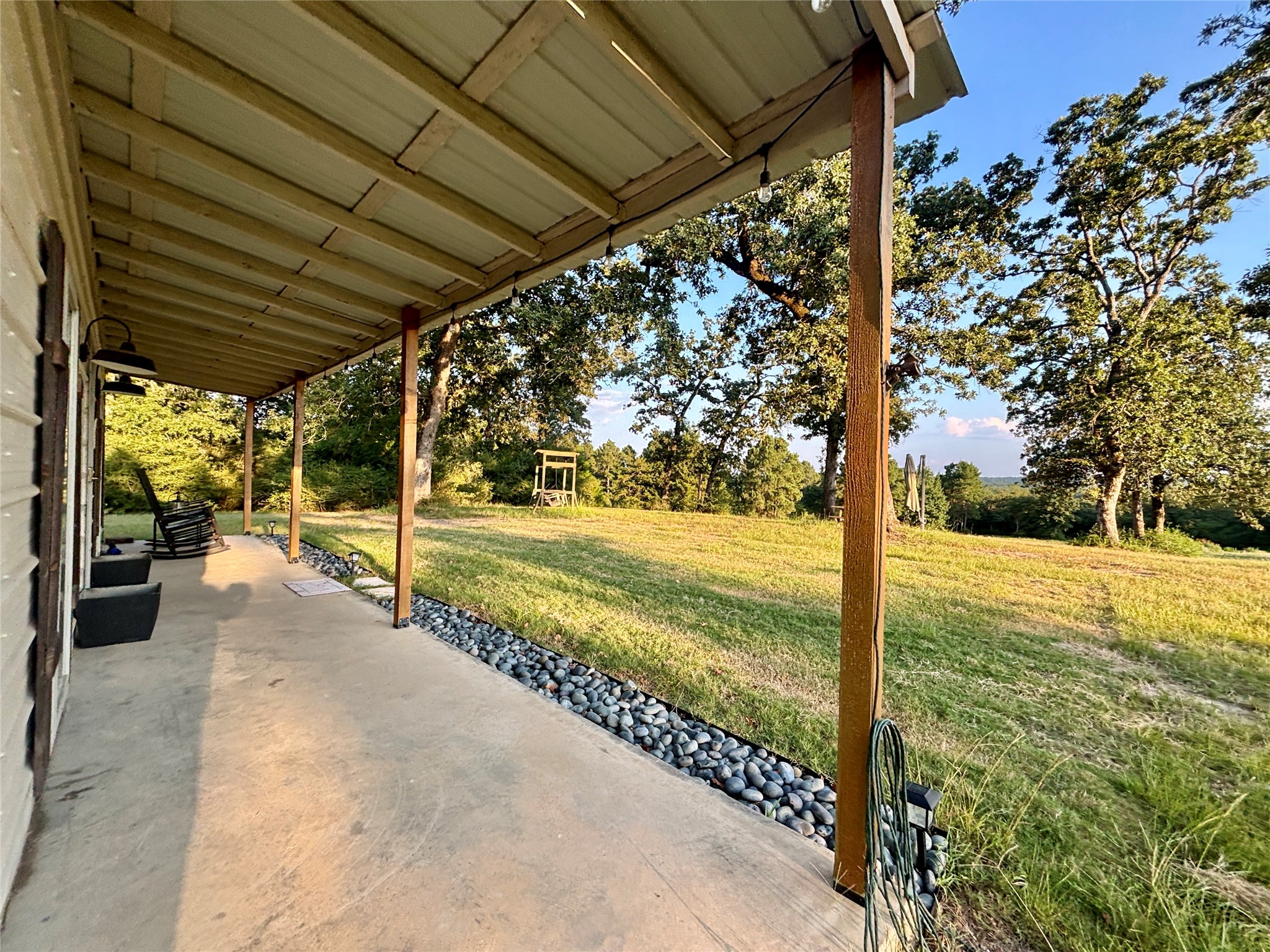3458 Private Road 1425 Property Photo 16
