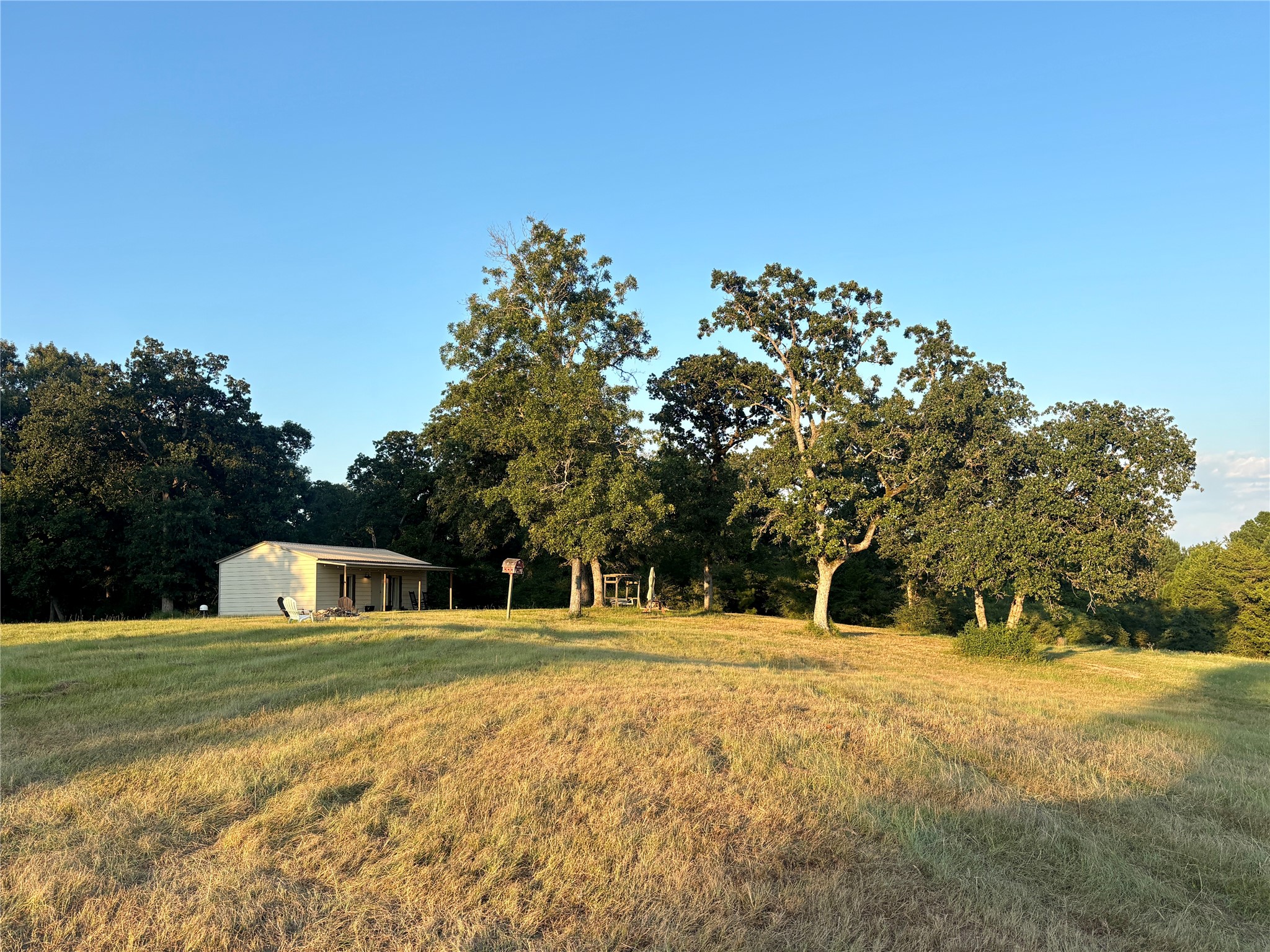 3458 Private Road 1425 Property Photo 23