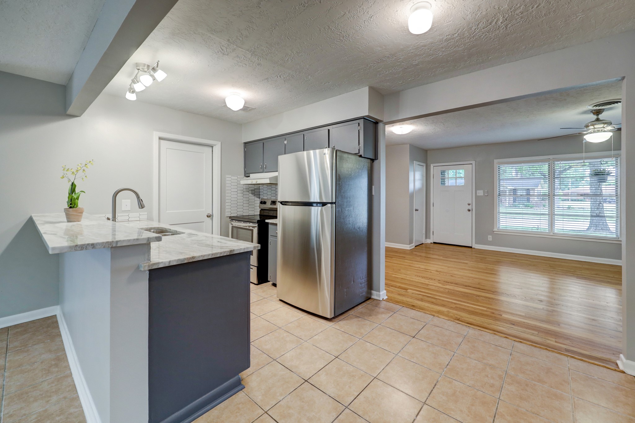 5013 Verdome Lane Property Photo 12