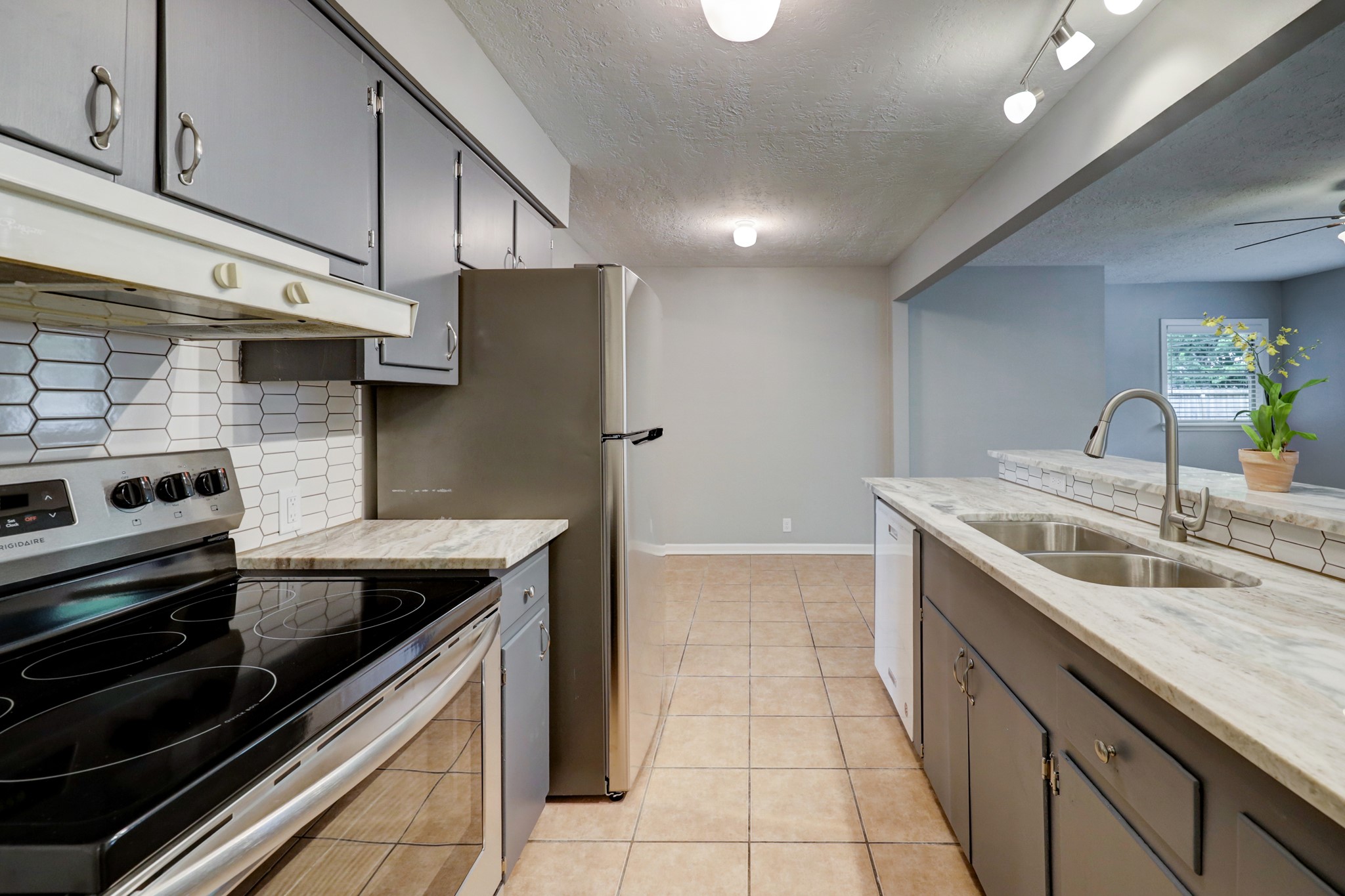 5013 Verdome Lane Property Photo 13