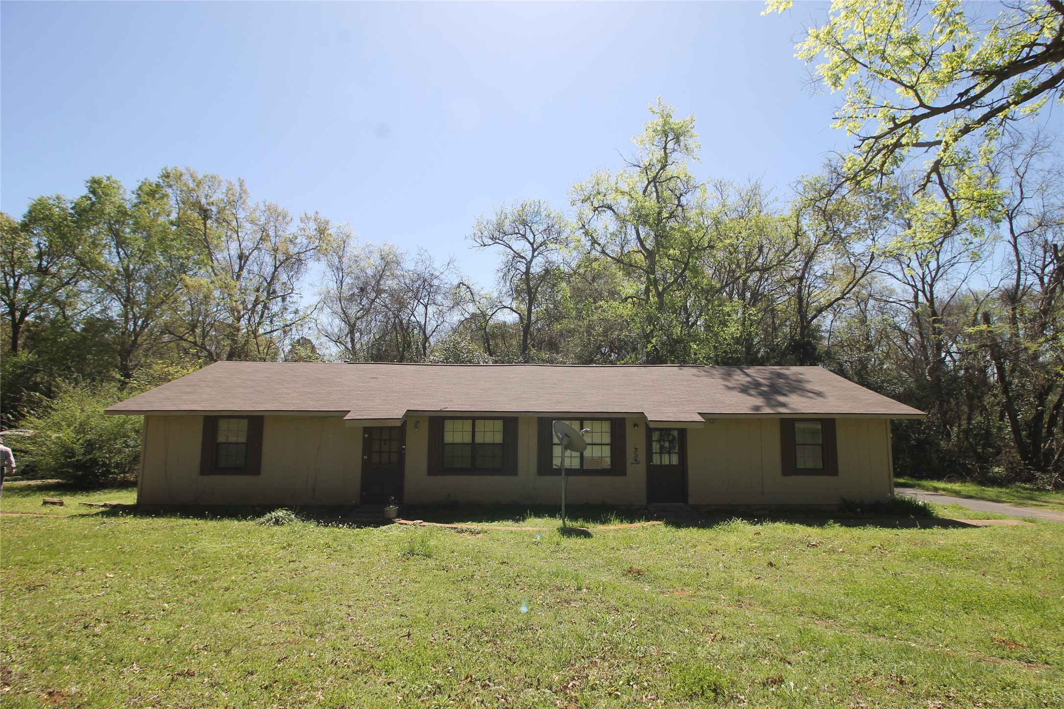 417 A/b Myrtle Drive B Property Photo 1