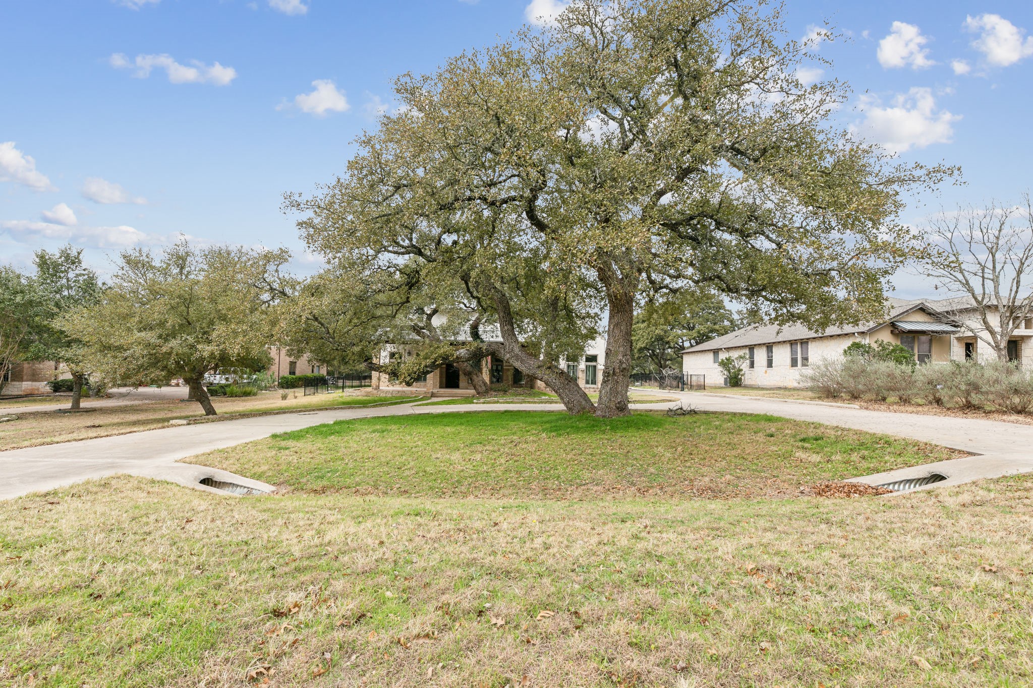 10259 Brangus Road Property Photo 1