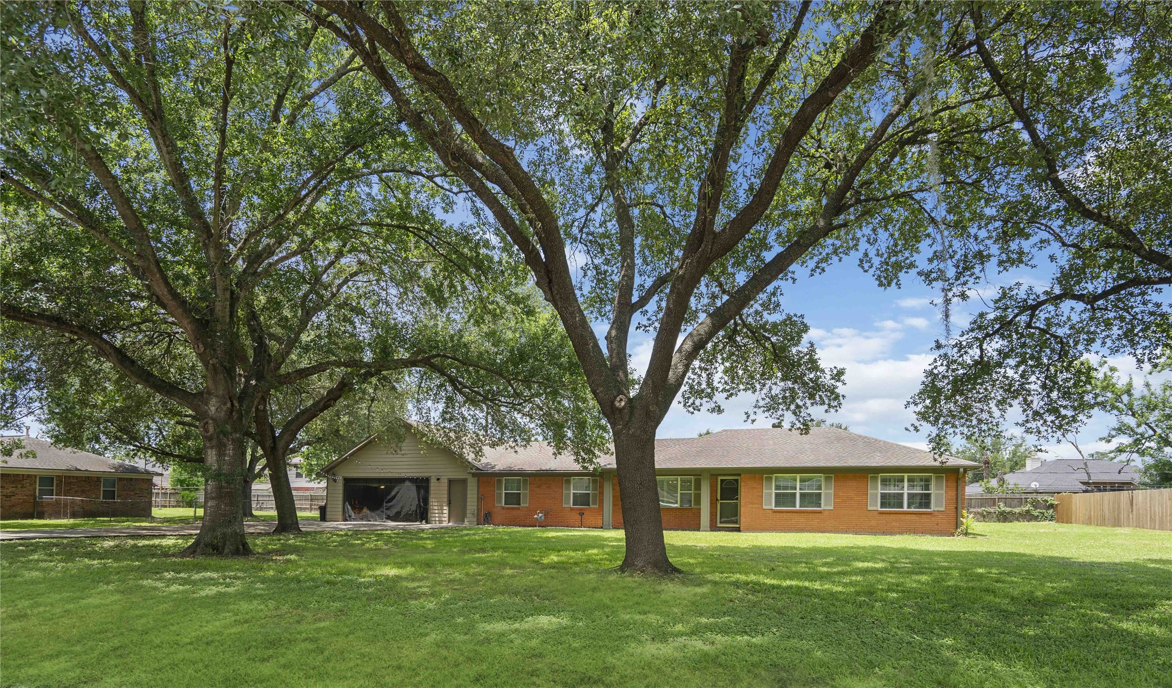 13202 Vernon Road Property Photo 1