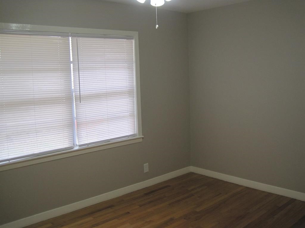 1124 Lawrence Street Property Photo 11
