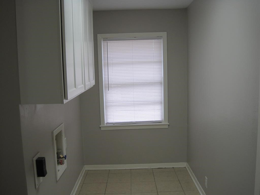 1124 Lawrence Street Property Photo 22