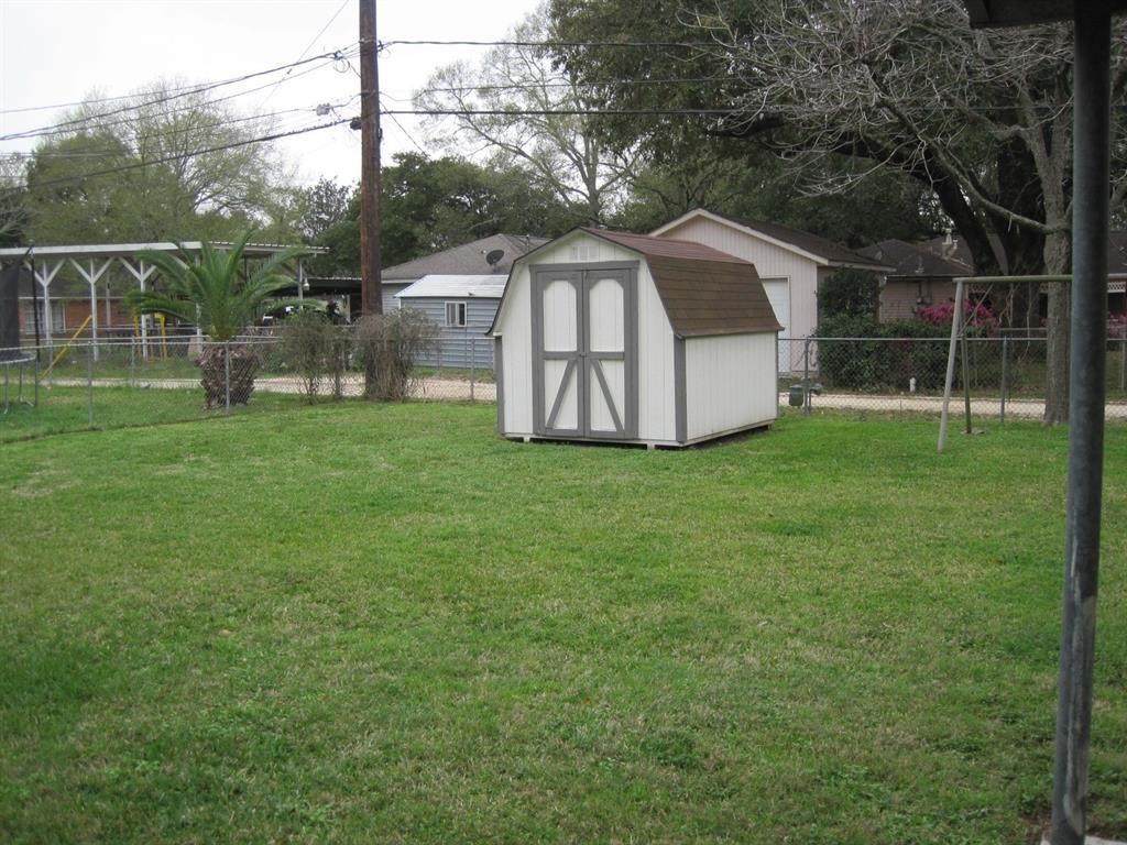 1124 Lawrence Street Property Photo 25
