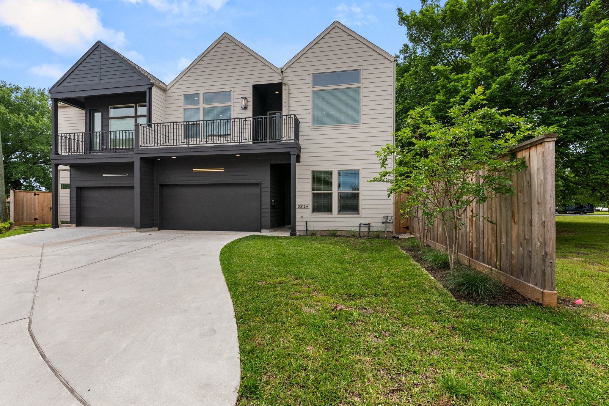 3512 Mosley Court A Property Photo 4
