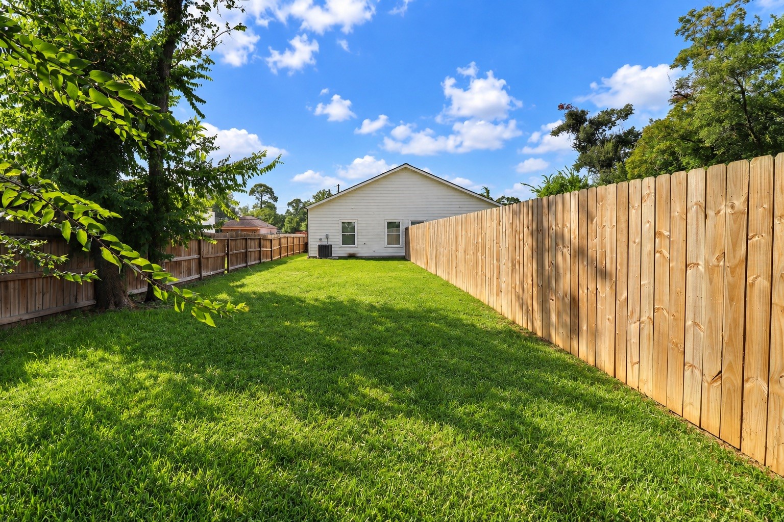 4709 Ireland Street B Property Photo 10