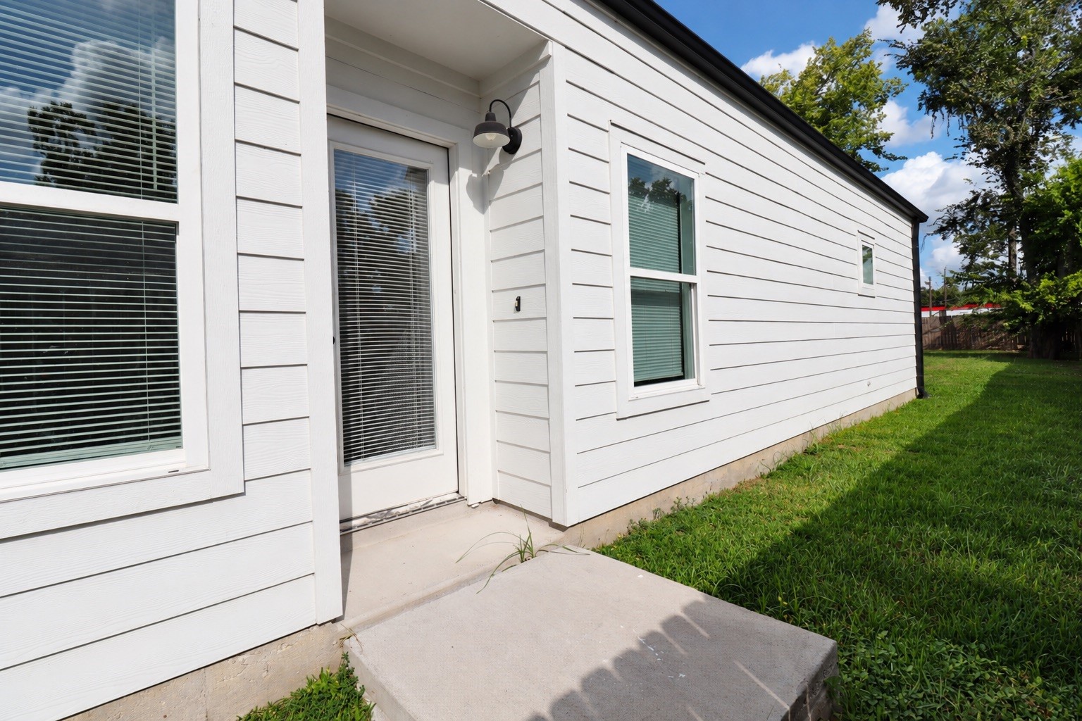 4709 Ireland Street B Property Photo 21