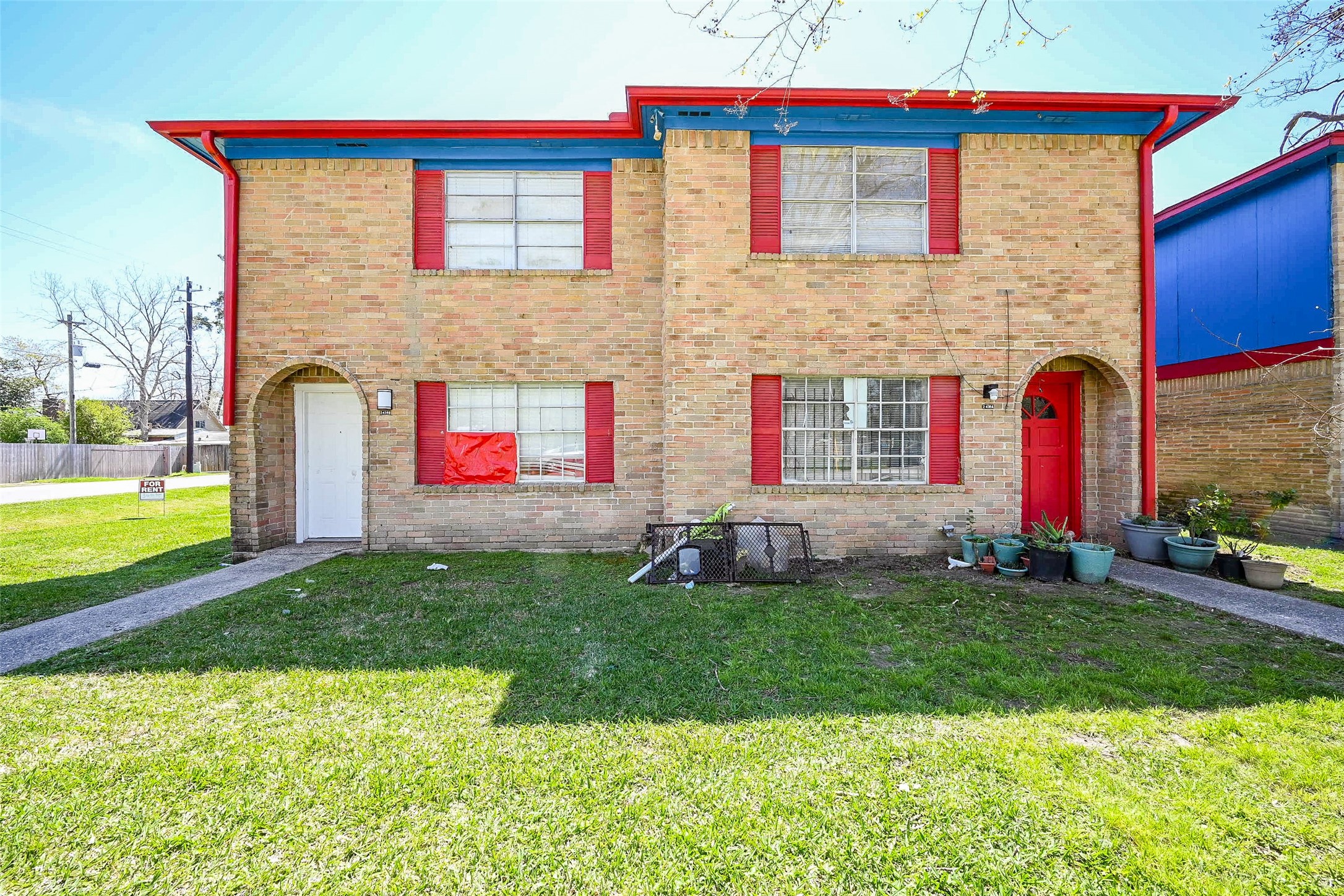 2438 Balmorhea Avenue Property Photo