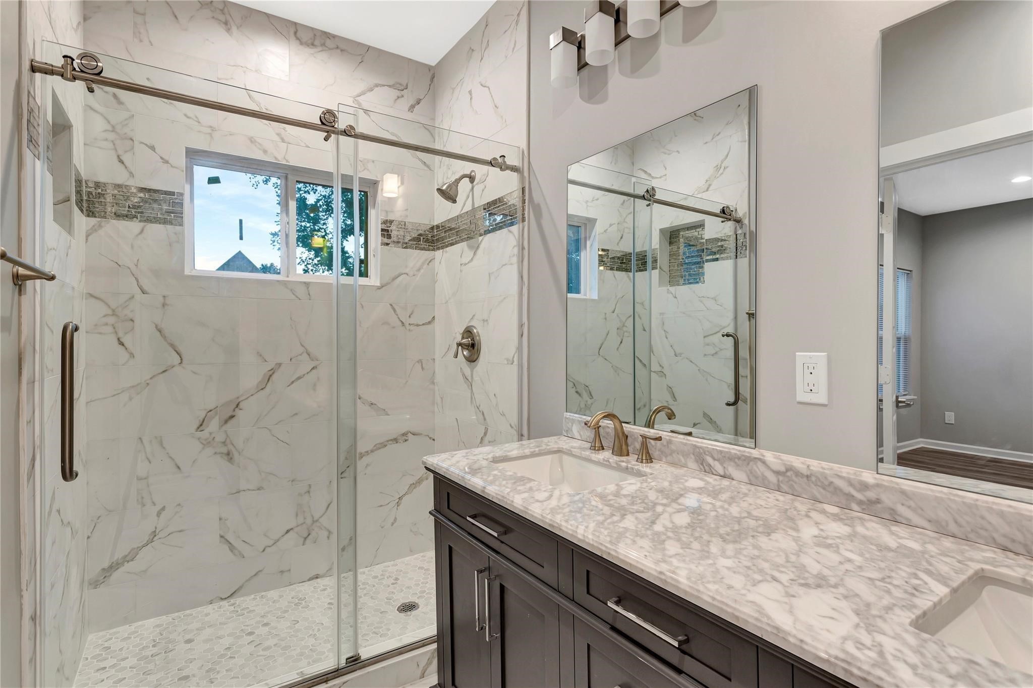 6824 Dumble Street B Property Photo 12