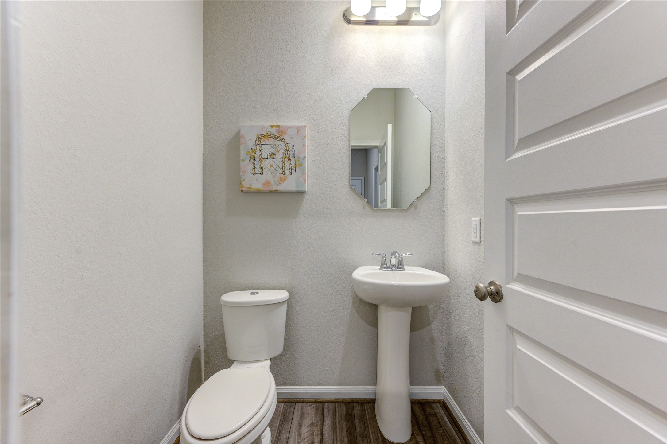 1218 Glendora Drive Property Photo 7