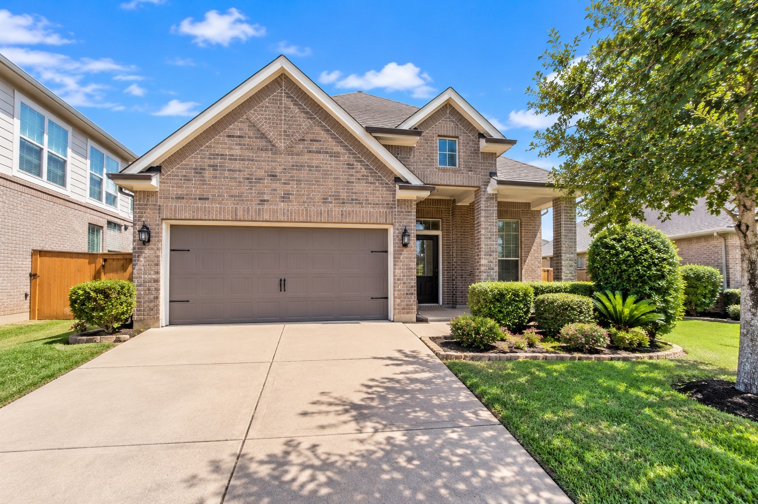 24742 Levante Drive Property Photo 4