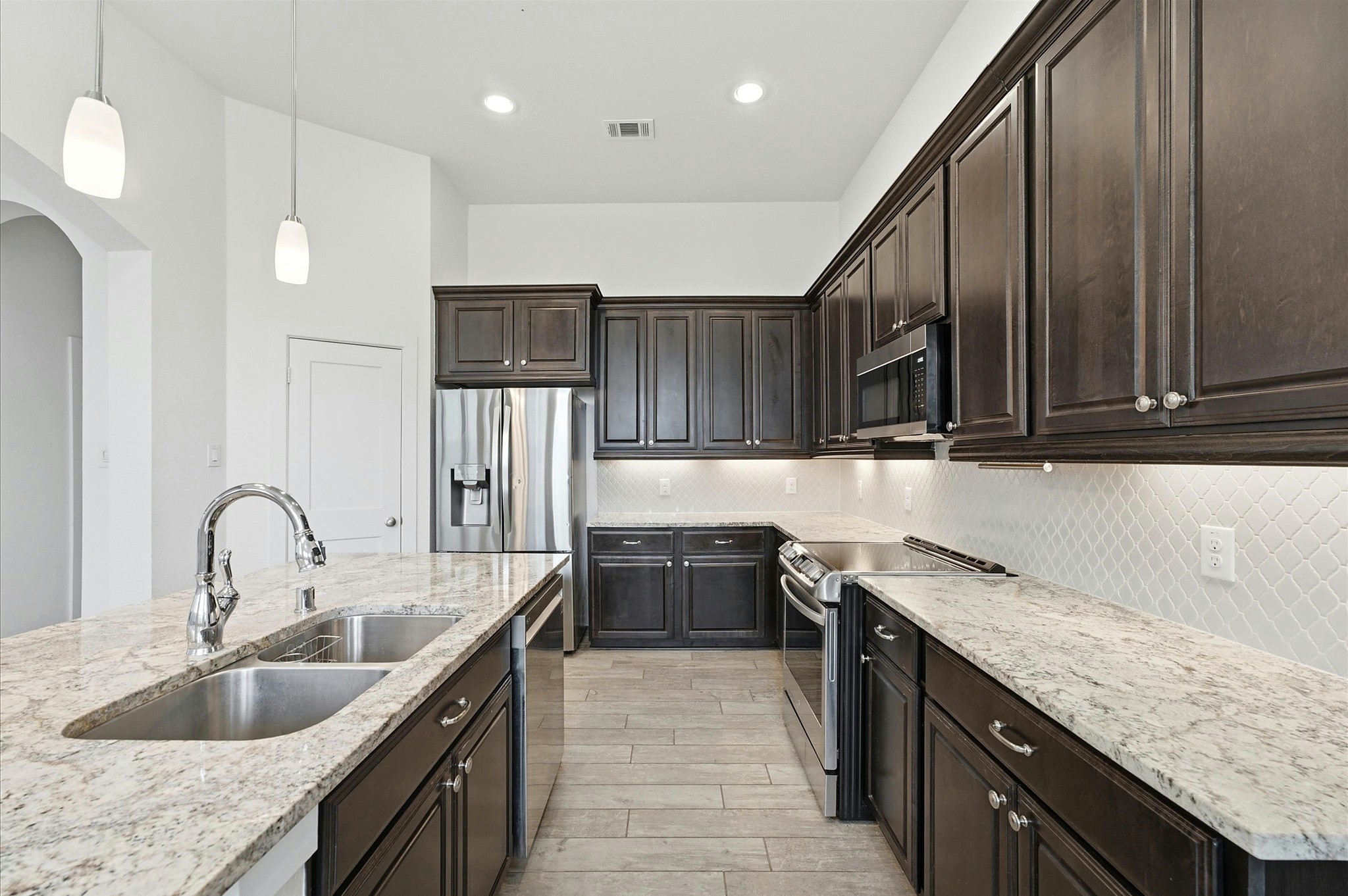 24742 Levante Drive Property Photo 18