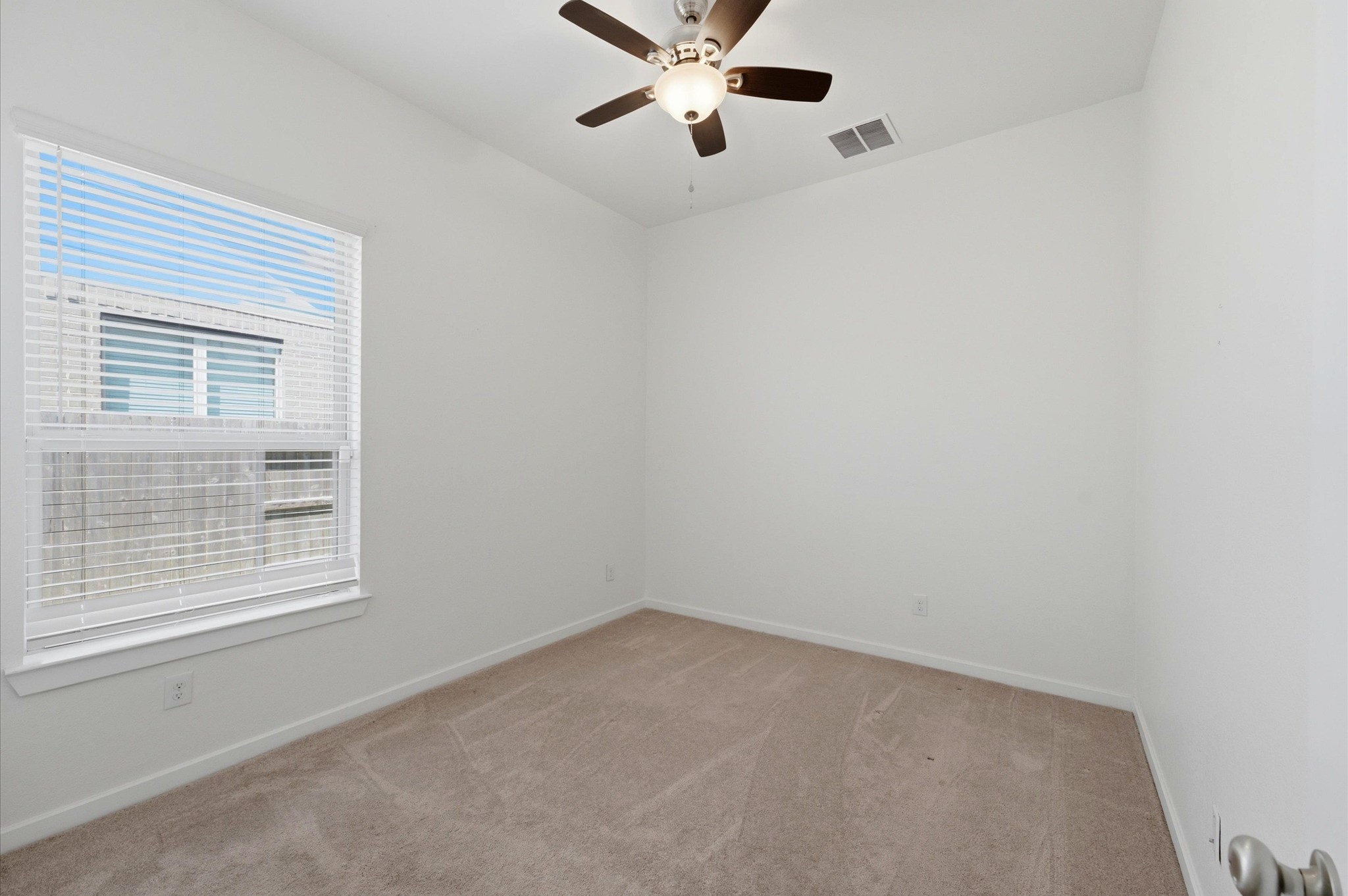 24742 Levante Drive Property Photo 24