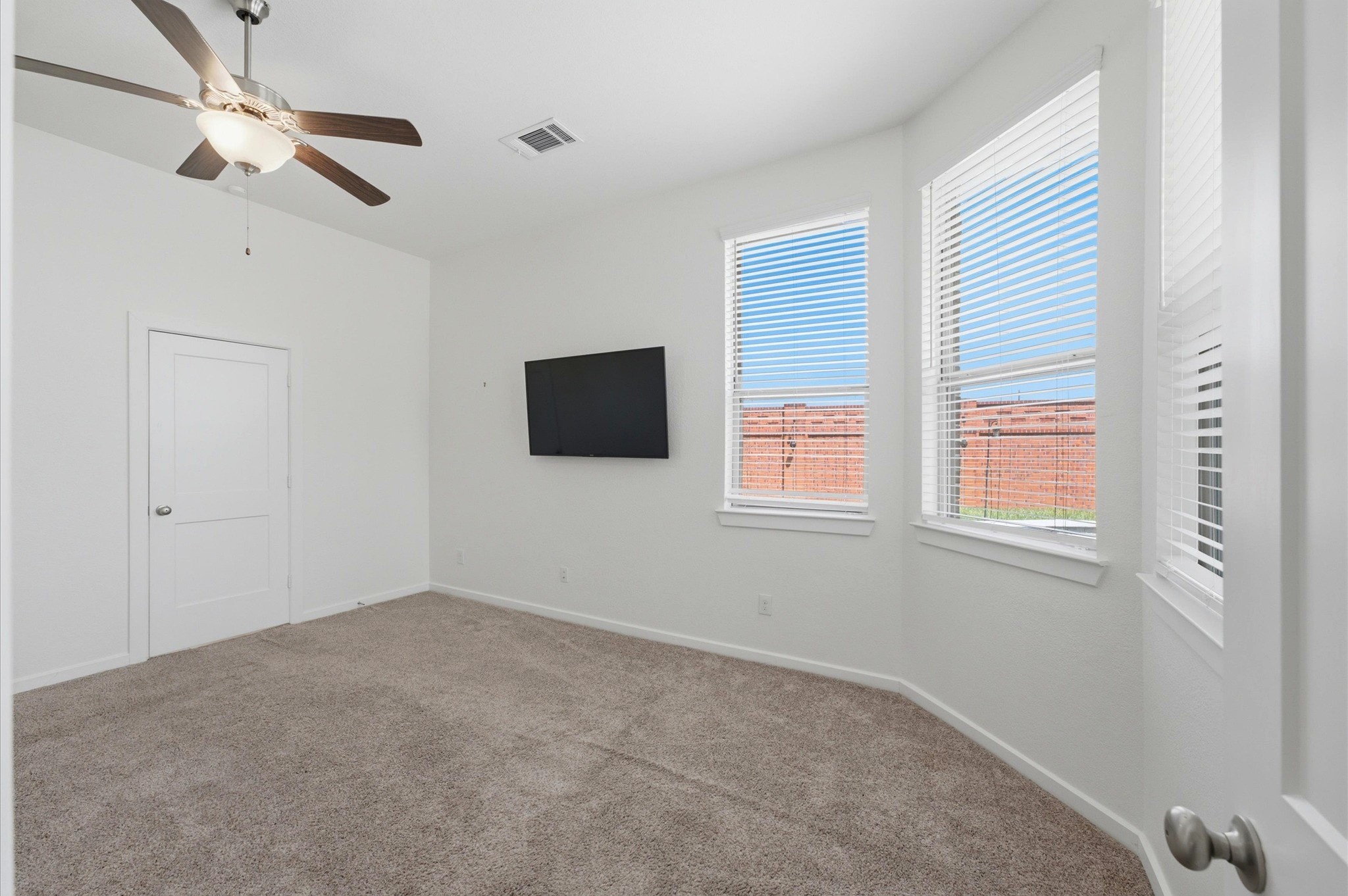 24742 Levante Drive Property Photo 25