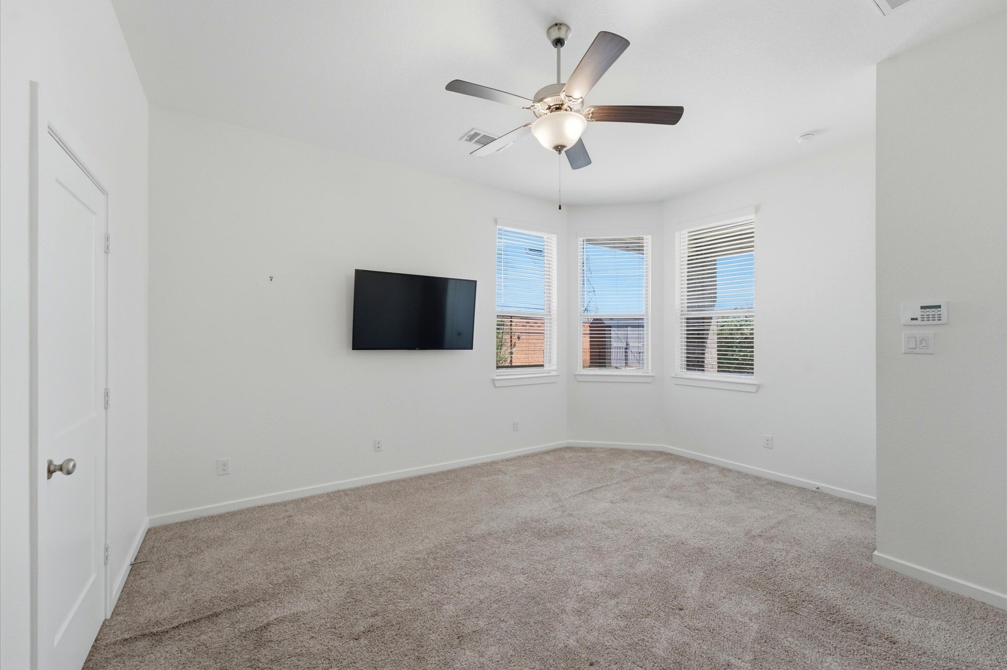 24742 Levante Drive Property Photo 26
