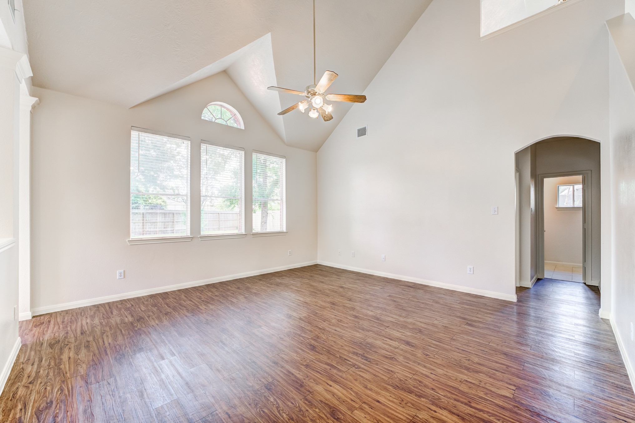 8510 Nashwood Court Property Photo 16