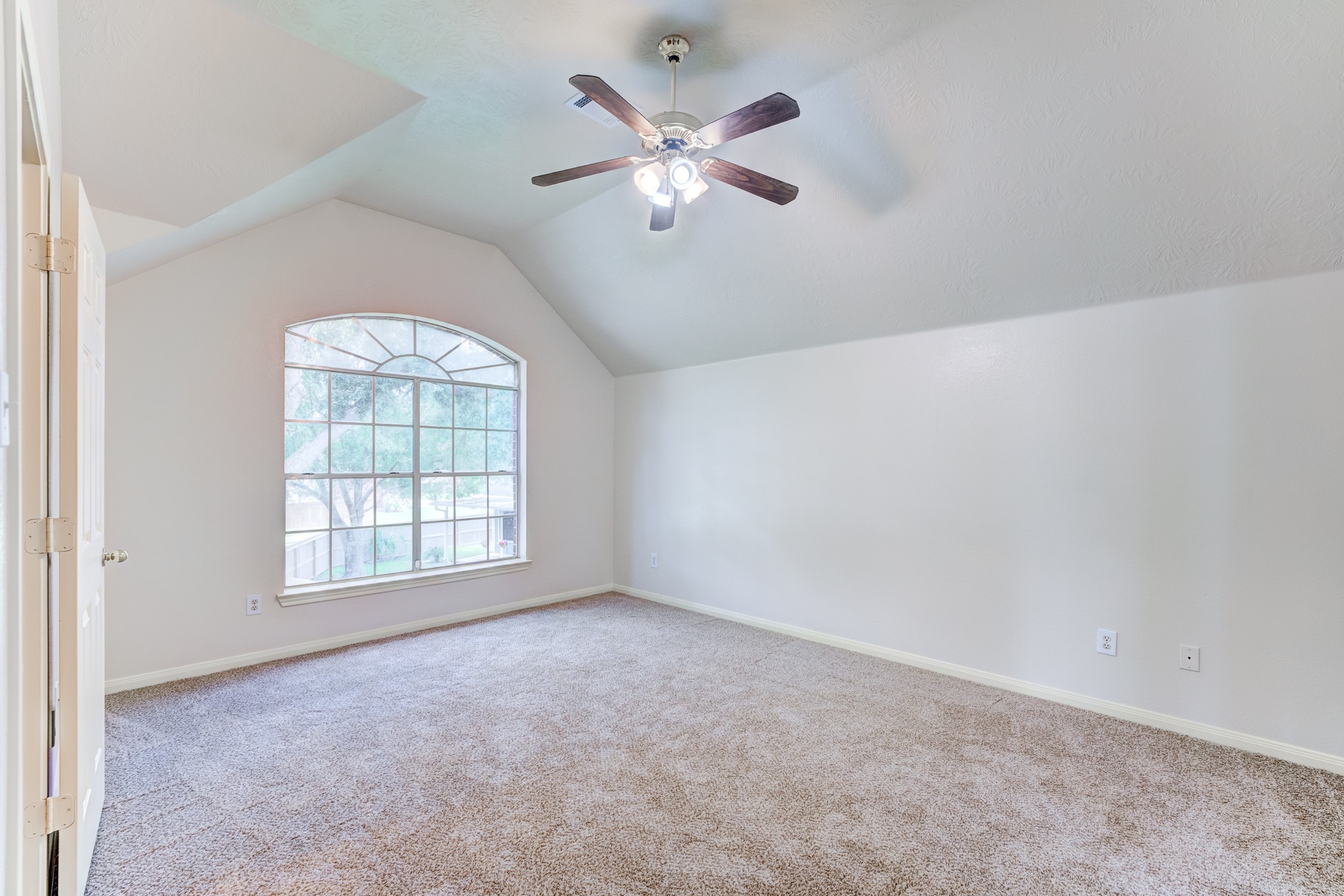8510 Nashwood Court Property Photo 23