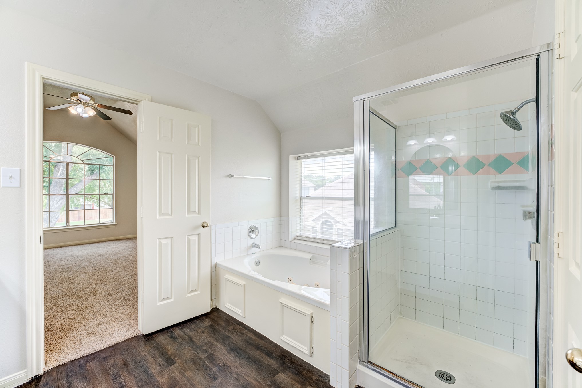 8510 Nashwood Court Property Photo 28