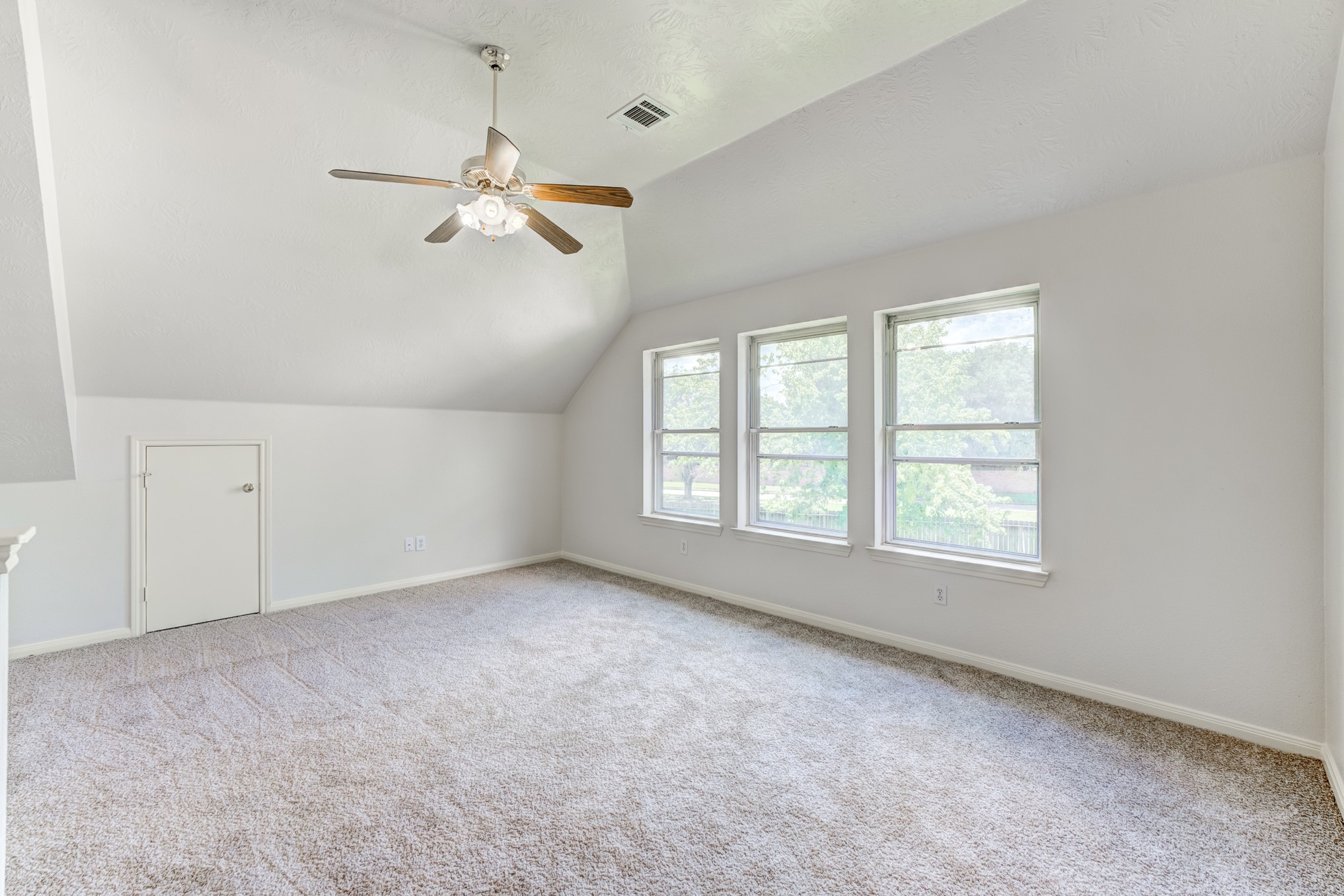 8510 Nashwood Court Property Photo 30