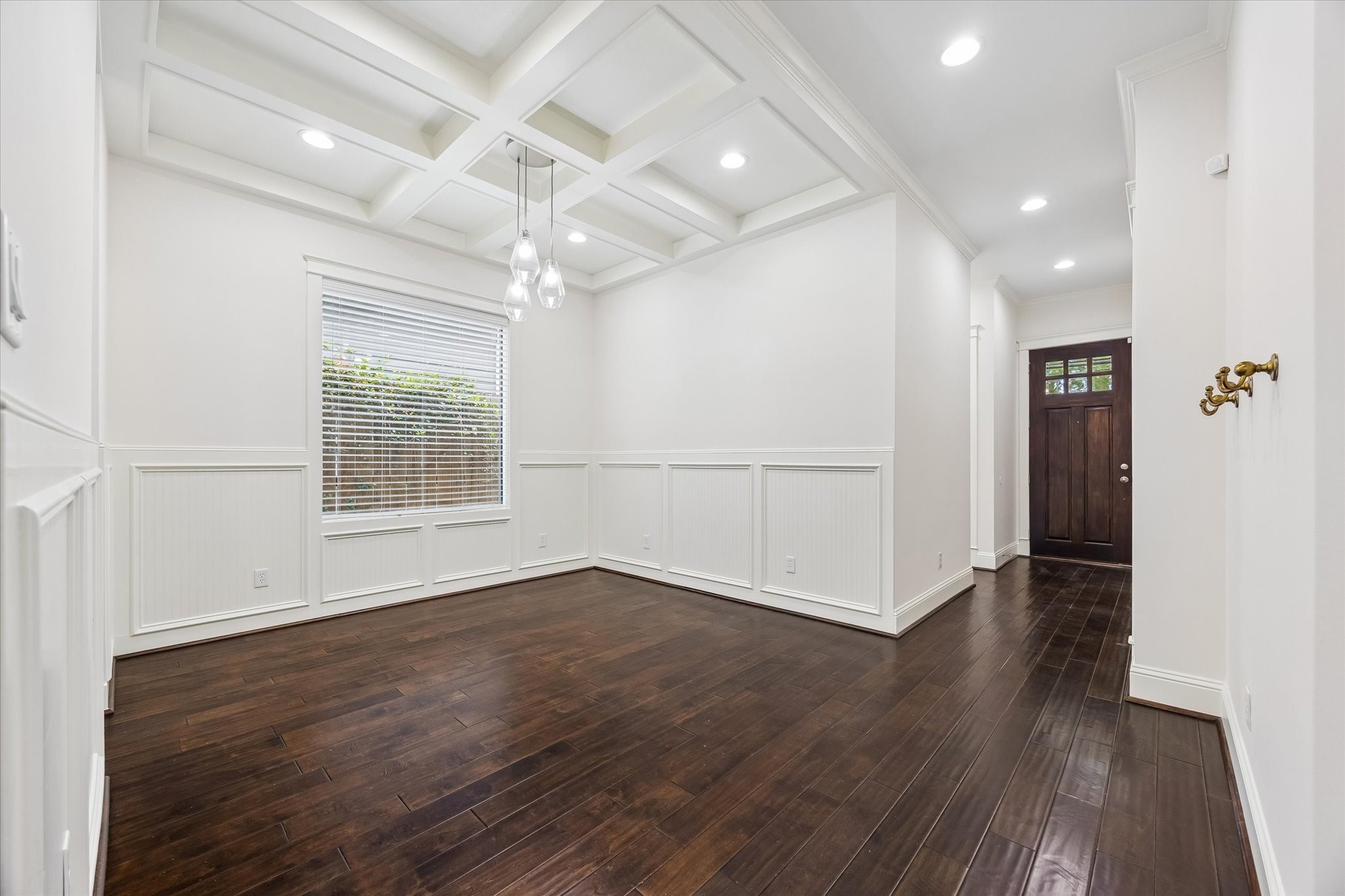 7808 Janak Drive Property Photo 4