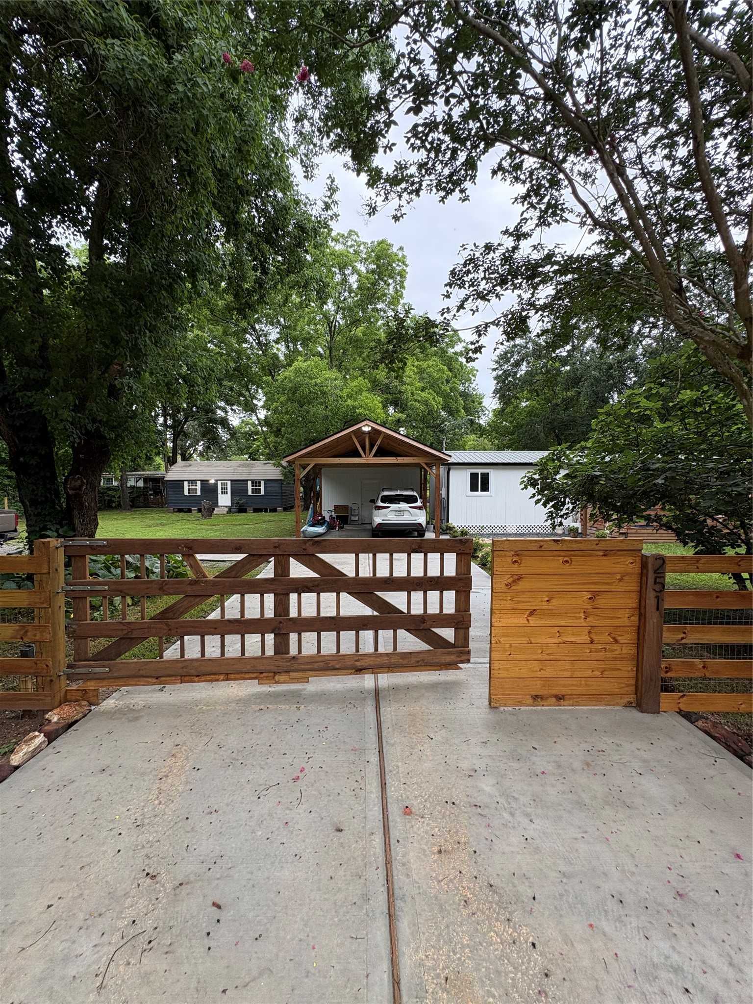 251 Mudd Street Property Photo 1
