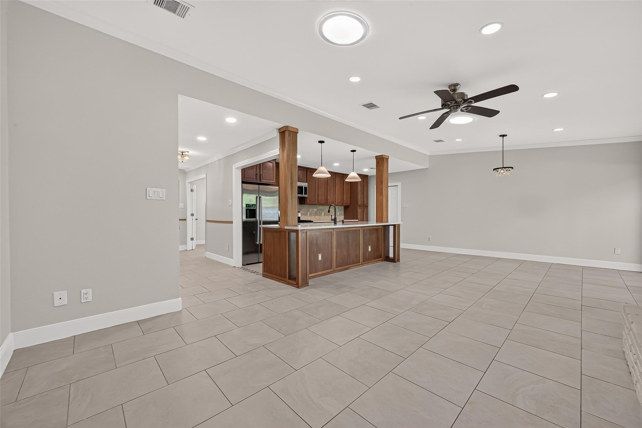 11126 Cedarhurst Drive, Houston Tx 77096 Property Photo 12