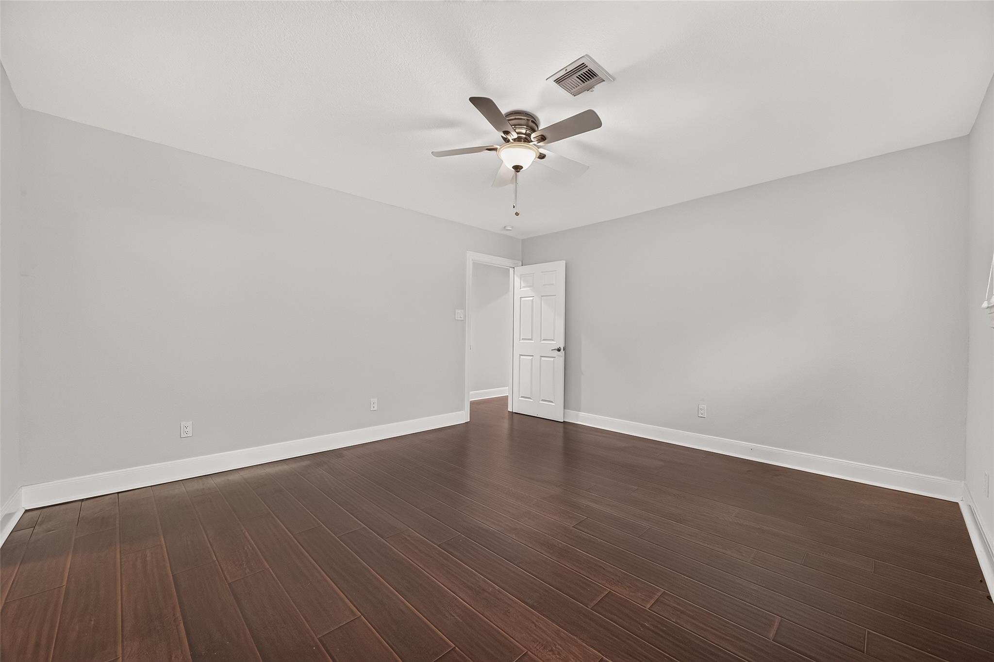 11126 Cedarhurst Drive, Houston Tx 77096 Property Photo 30
