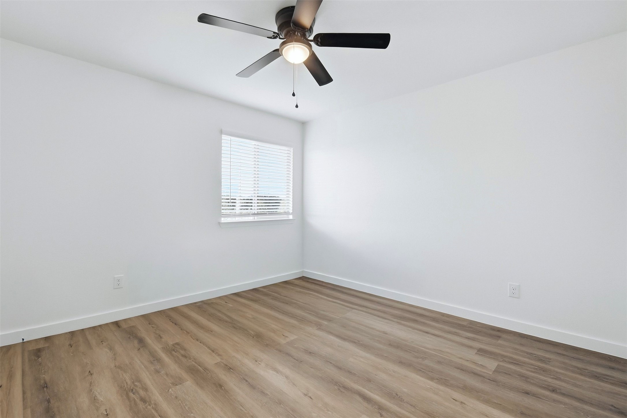 6306 Darlington Avenue Property Photo 24