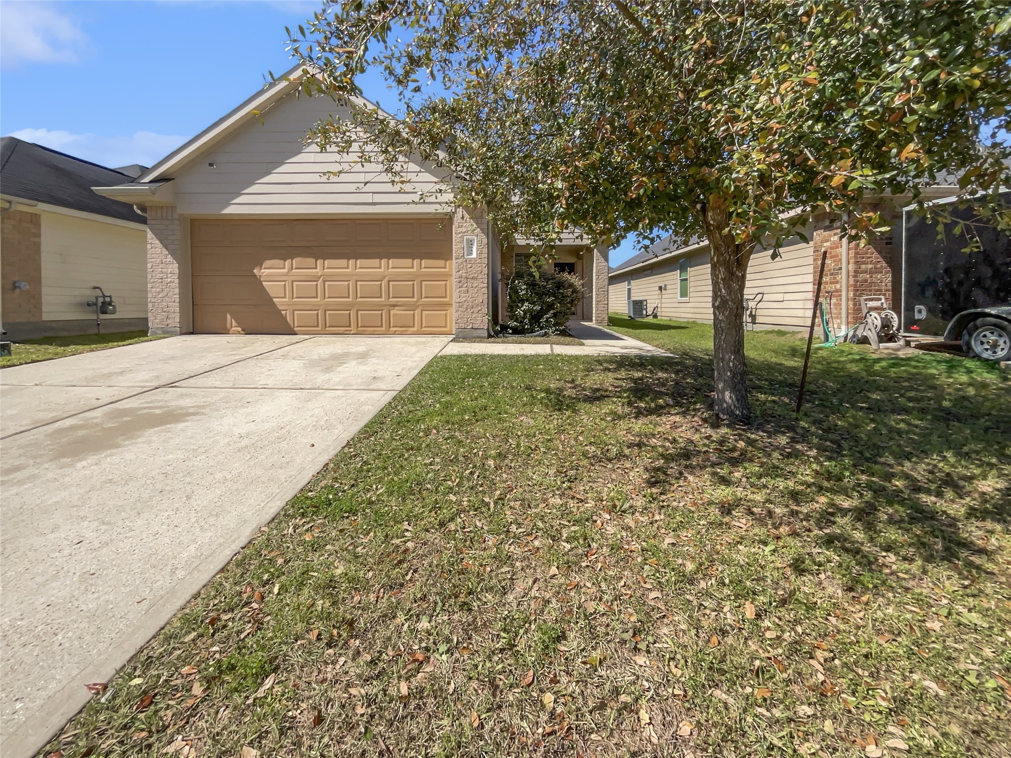 14935 Huntington Willow Lane Property Photo