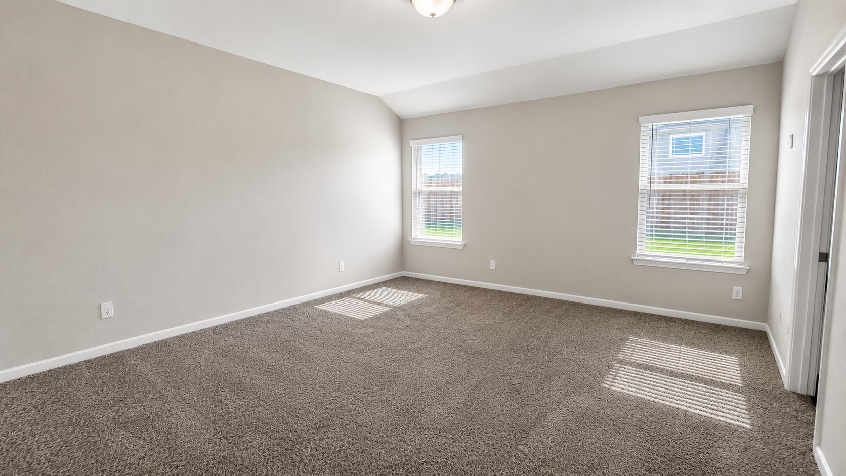 3226 Scout Is Island Property Photo 5
