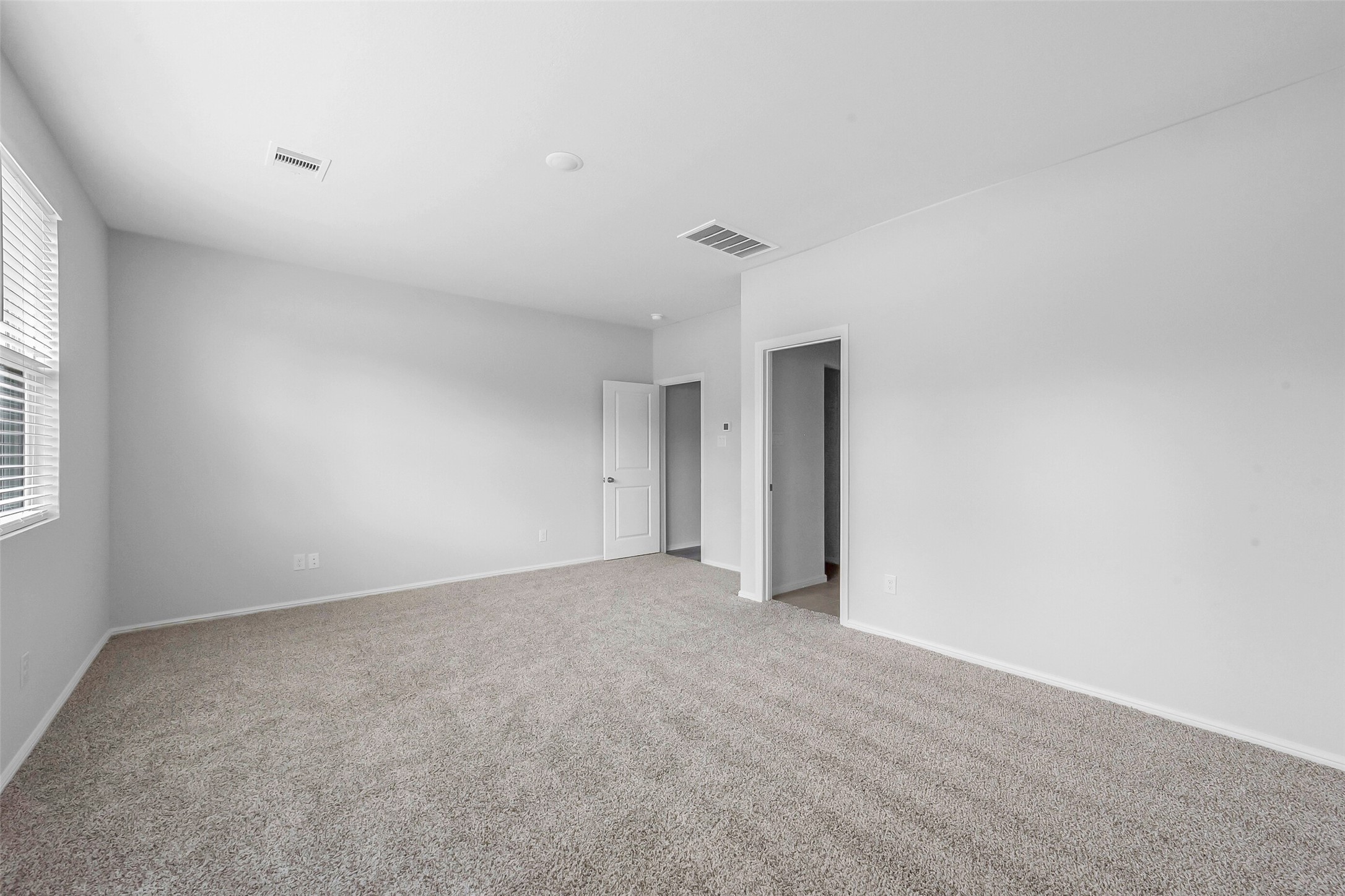 1120 Novelle Bend Drive Property Photo 15