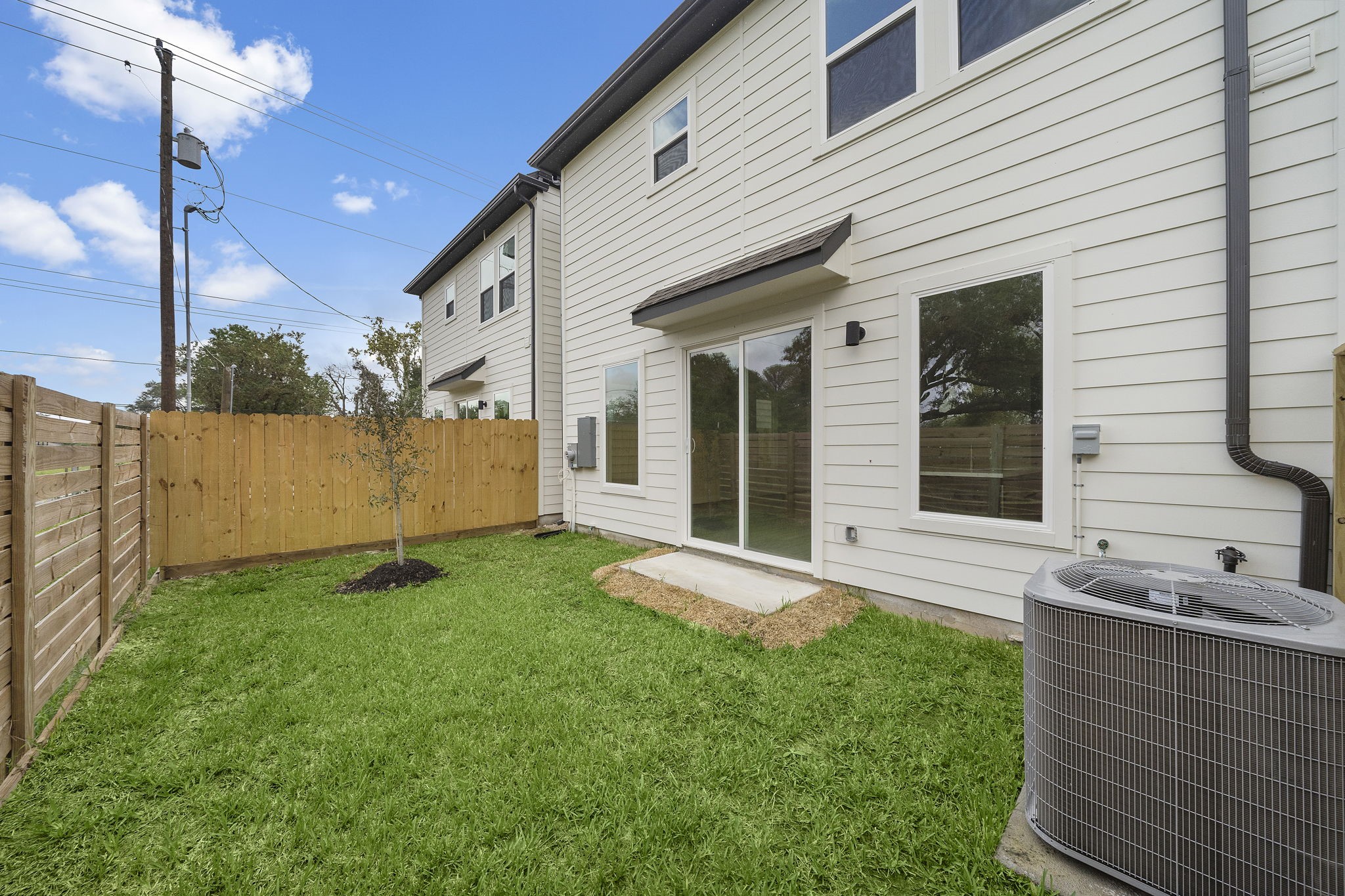 24 Bucan Street G Property Photo