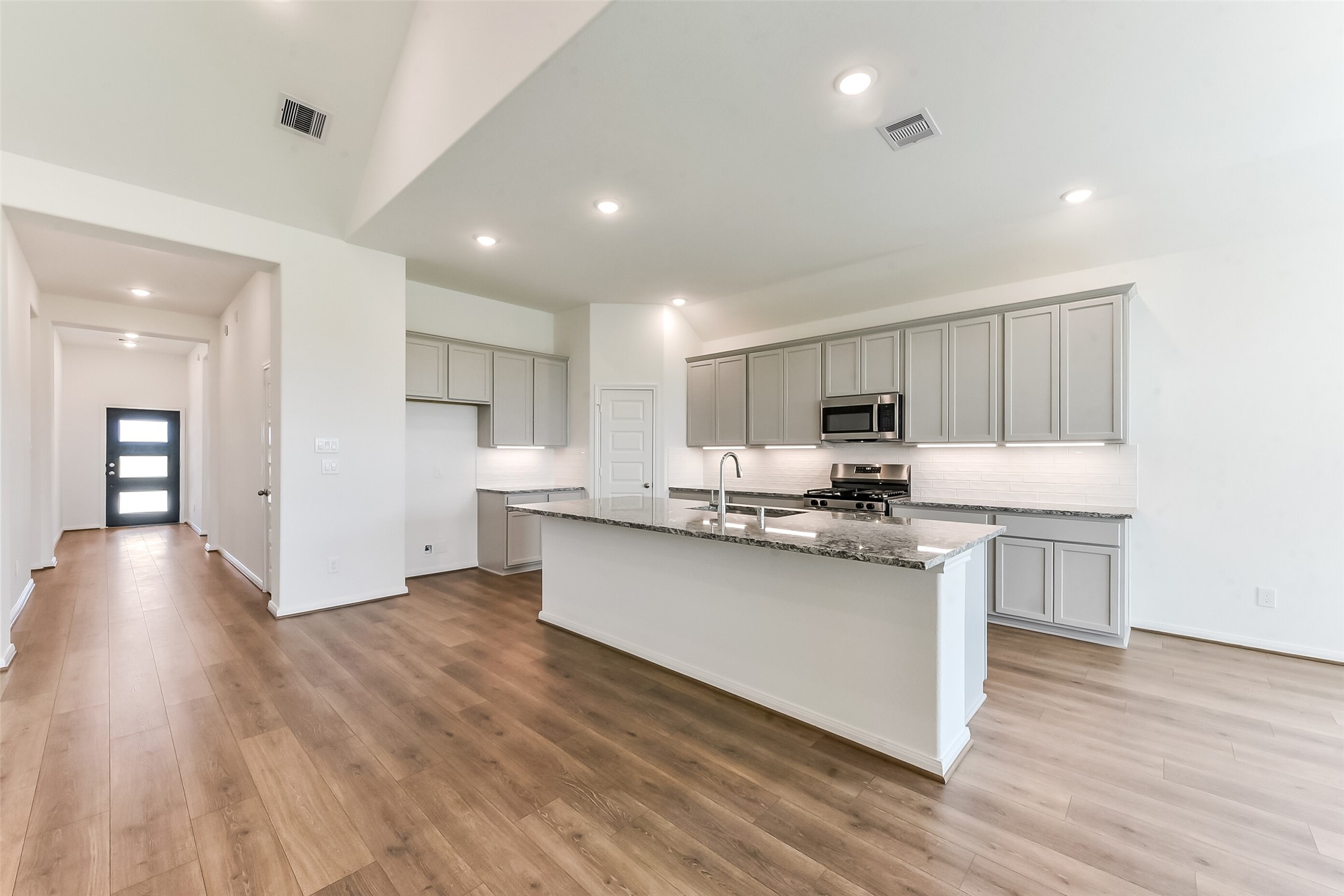 3562 Mount Scenery Lane Property Photo 6