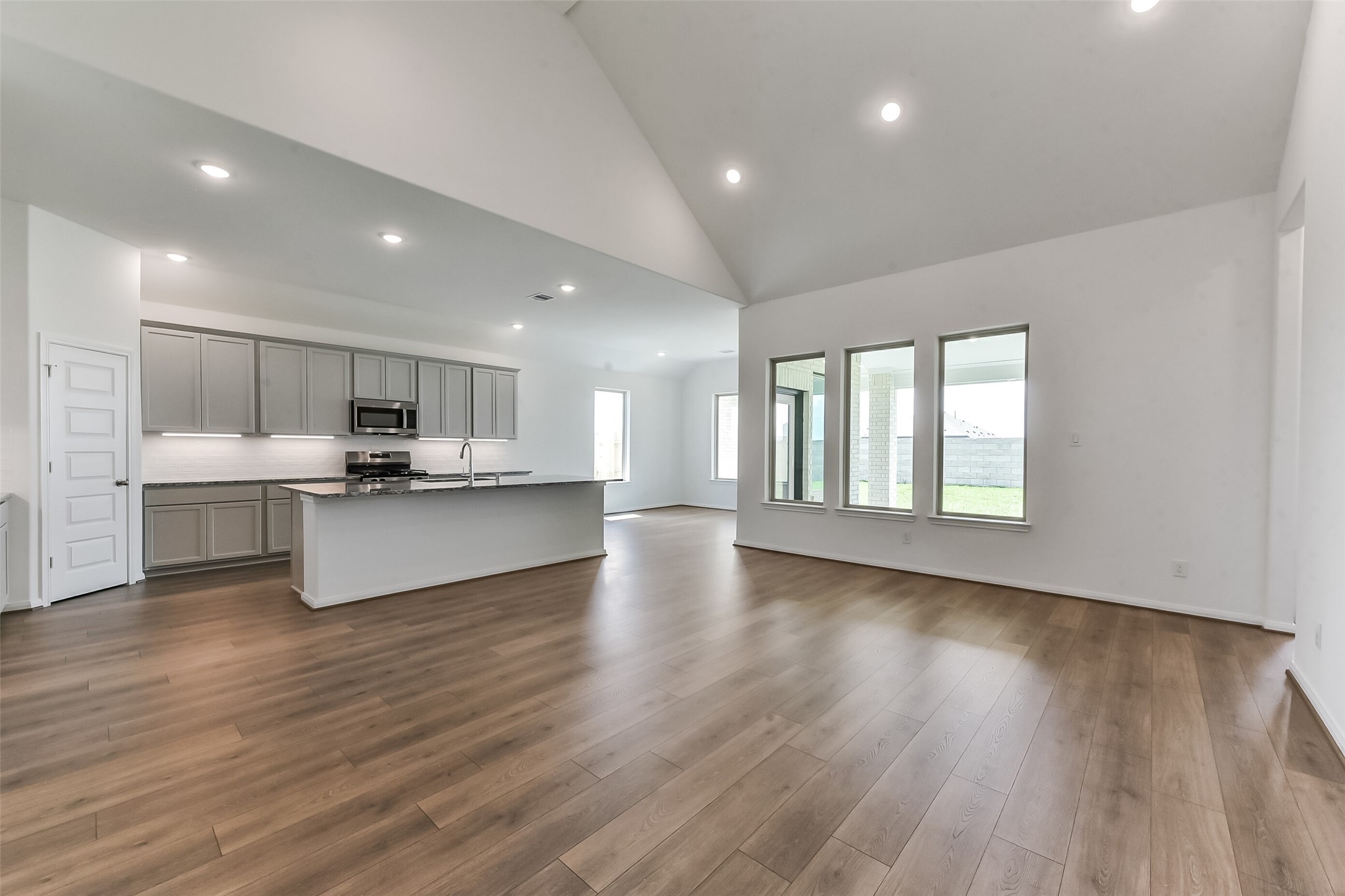 3562 Mount Scenery Lane Property Photo 13