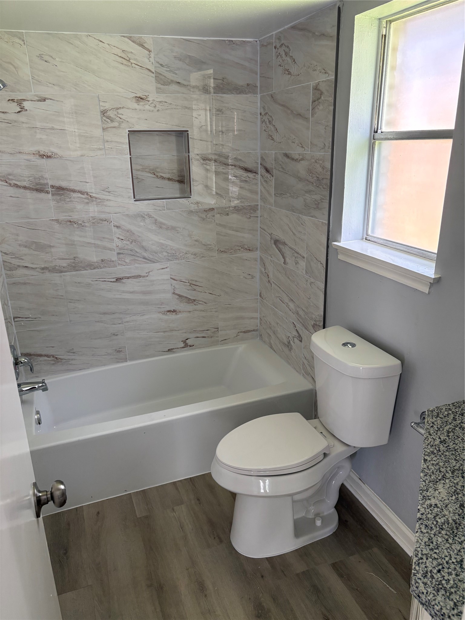 1402 Bellaire Boulevard Property Photo 7