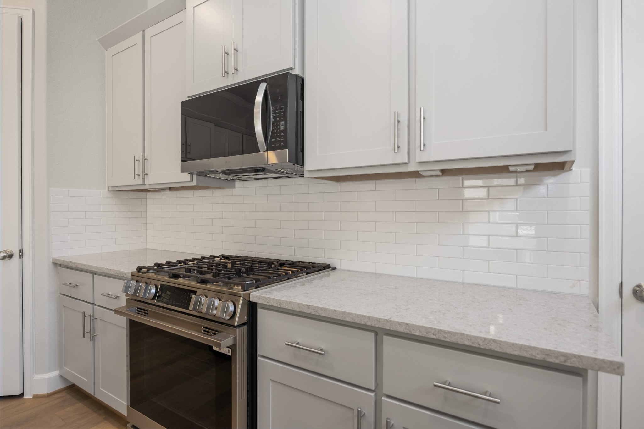 4317 Roseland Street A Property Photo 5
